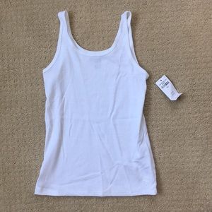 white abercrombie tank top